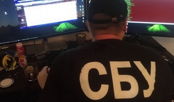 СБУ задержала группу хакеров, грабивших банкоматы и крипто-биржи
