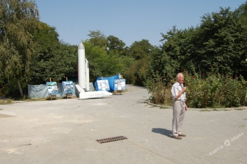 В парке Шевченко ко Дню города установили незаконченный макет ракеты «Энергия - Буран», созданной знаменитым одесским конструктором Глушко (фото)