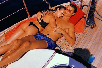 Криштиану Роналду наслаждается отдыхом с Джорджиной Родригес на яхте у берегов Сардинии