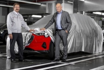 Audi e-tron пошел в серию