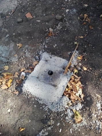 В Николаеве два парка остались без освещения: вандалы украли новый кабель