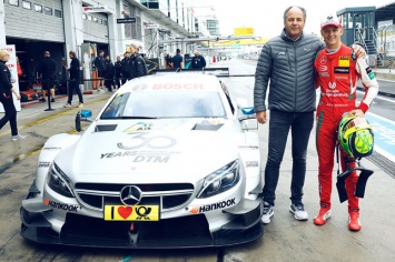 Мик Шумахер дебютировал за рулем машины DTM