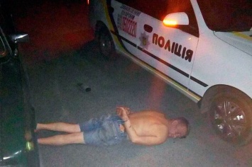 На Николаевщине полицейские охраны задержали пьяного водителя, который сбил человека и скрылся с места ДТП