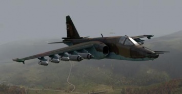 «Грачи прилетели»: Су-25 провели тренировку в ночном небе Крыма