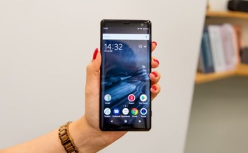 Не клон iPhone X: Sony сделала один из мошнейших смартфонов