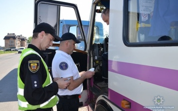 Правоохранители Херсонщины проверяют маршрутки