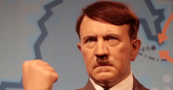 Адольф Гитлер был импотентом и маменькиным сынком