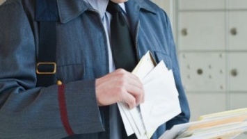 В Херсонской области почтальонов обвиняют в присвоении пенсий и субсидий