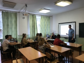 Крымские спасатели провели со школьниками урок безопасности