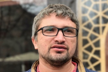 «Суд» в Крыму оставил Мемедеминова под арестом