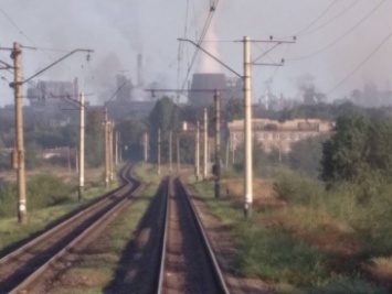 "Дышите глубже": как дымят заводы в Запорожье (видео)