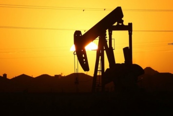 Цены на нефть устремились к психологической отметке