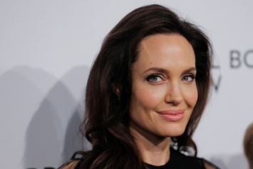 Анджелина Джоли собралась замуж