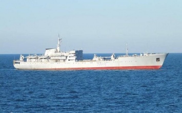 Стало известно, зачем украинские военные корабли подошли к Крыму