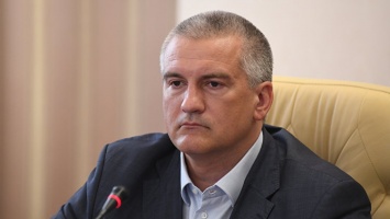 За неосвоенный бюджет: Аксенов пообещал мэрам увольнения и проверки