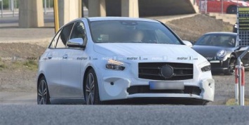 Mercedes-Benz привезет на автосалон в Париже новый B-Class