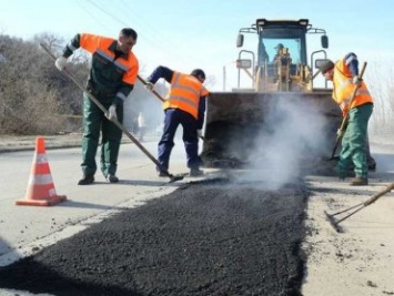 На ремонте дорог под Киевом строительные компании разворовывают бюджетные деньги