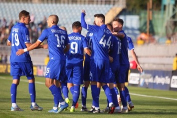 «Динамо» уверенно побеждает «Мариуполь» на выезде