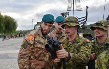 В Канаде отменили введенный после победы над Гитлером запрет