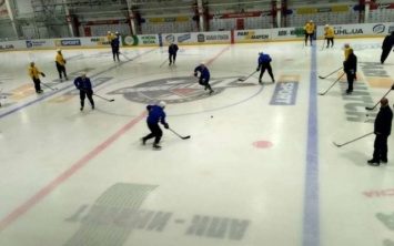 Херсонская хоккейная команда лидирует в Чемпионате Украины