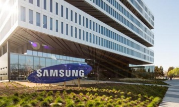 Председатель совета директоров Samsung пойдет под суд из-за нарушений трудового кодекса