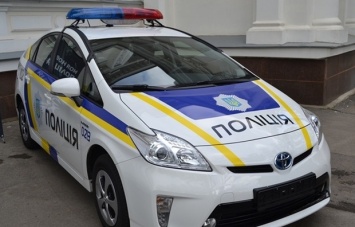 В Сумах полицейские одолжили служебный автомобиль для эротического клипа