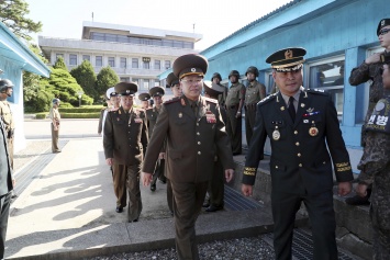 Северная и Южная Кореи приступили к разминированию границы