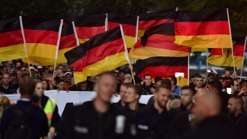 За нападения на иностранцев в Хемнице задержаны 6 ультраправых