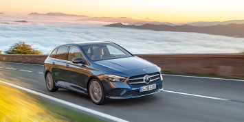 Новый Mercedes B-Class получил систему полуавтоматического управления