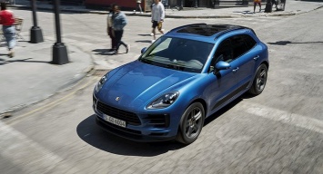 Обновленный Porsche Macan приехал в Россию