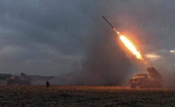 Боевики на камеру открыли "показательный" огонь из "Града": переведут стрелки на ВСУ
