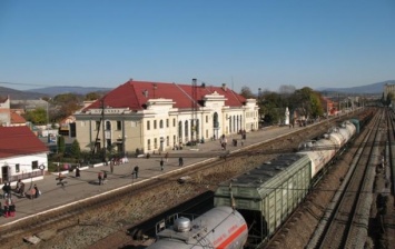 В Мукачево мужчина покончил с собой, бросившись под поезд