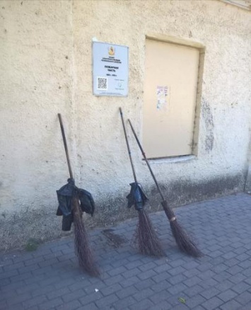 В Воронеже засняли альтернативную парковку для женщин