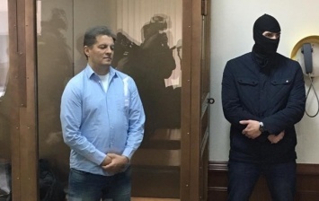Сущенко в СИЗО посетили жена и дочь - адвокат