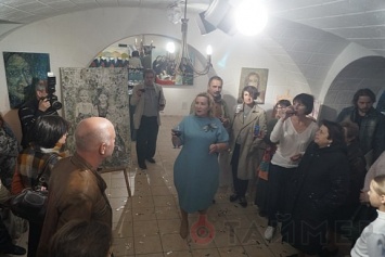 Живописная «Карусель»: одесская галерея представляет выставку журналистки