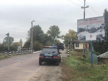 Нет ни людей, ни собак. Фоторепортаж "Страны" из опустевшей Ични в разгар взрывов арсенала №6