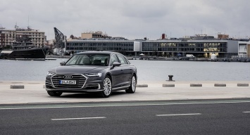 Audi привезла в Россию самый мощный седан A8