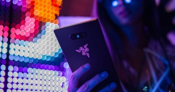 Razer объявила о запуске смартфона Razer Phone 2