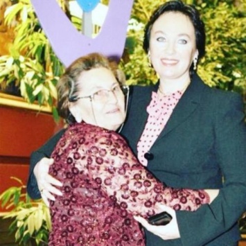 Лариса Гузеева потеряла мать и опубликовала трогательное послание к ней