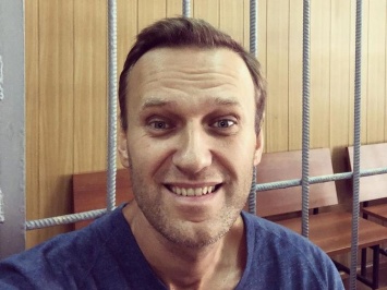 Навальный в ответ на предложение Золотова о дуэли вызвал его на дебаты