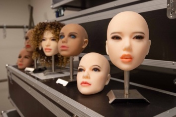 В Великобритании открыли первый в мире салон проката секс-кукол