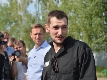 Олег Навальный об охране в колонии: Они искренне считают, что единственный способ заставить зэка вести себя в их понимании нормально, - бить его