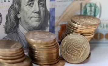 Доллар по 32 грн: экономисты S&P напророчили крах валюте