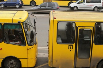 Украинцев ожидает повышение цены на билеты в пригородных маршрутках