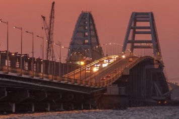 За проезд по Крымскому мосту Украина будет наказывать штрафами или тюрьмой