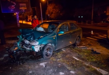 В Днепре столкнулись две машины: пострадали оба водителя