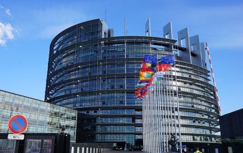 Европарламент стал напоминать сумасшедший дом
