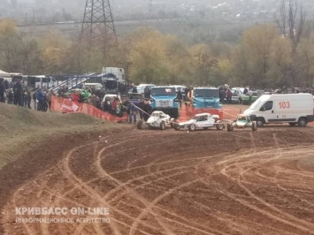 В "тысячку" доставили пострадавшую во время "Гонок на выживание" женщину