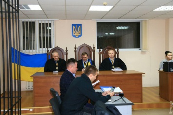 В Одессе начали судить активиста Стерненко: ему инкриминируют крышевание наркоторговли