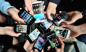 Пользователи потеряли интерес к новым смартфонам: в чем причина